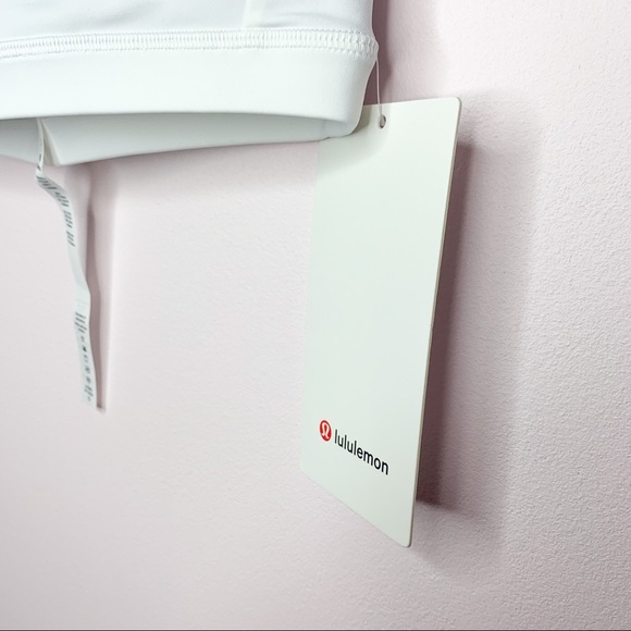 *SOLD* lululemon Free to Be Serene Bra - Picture 7 of 11